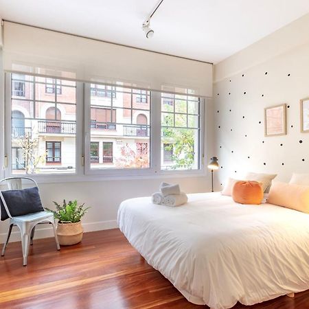 Gran Apartamento Con Estilo En El Centro De Bilbao Luaran gambar