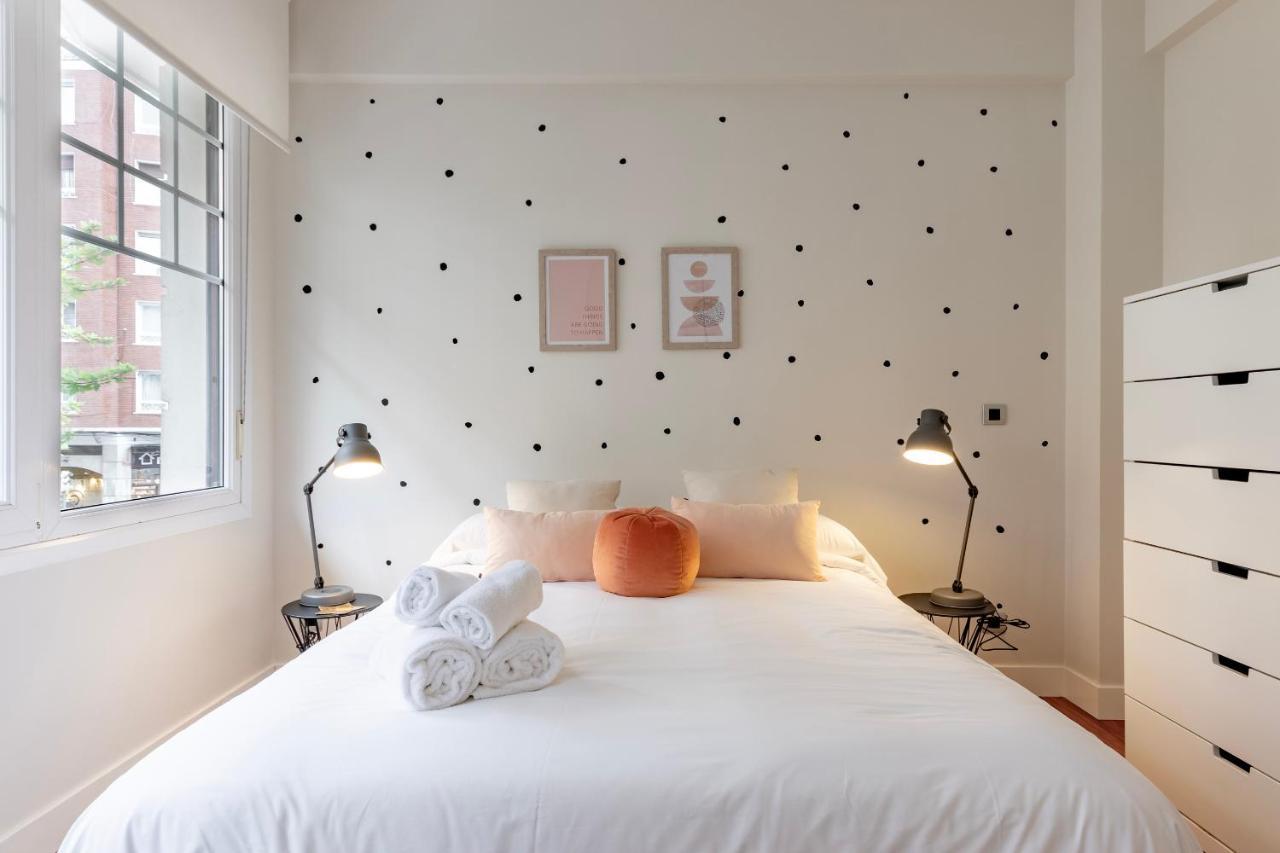 Gran Apartamento Con Estilo En El Centro De Bilbao Luaran gambar